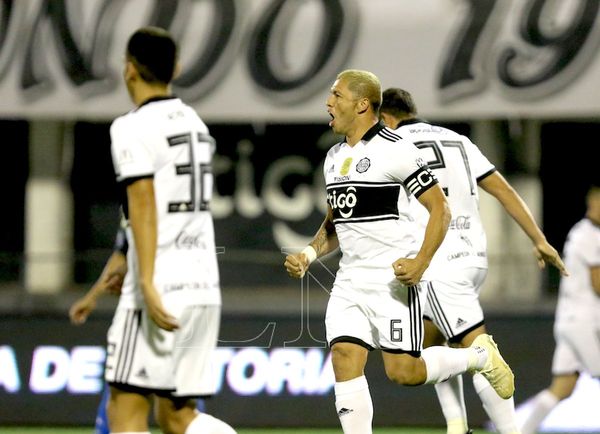Goleadores “inesperados” mantienen arriba a Olimpia