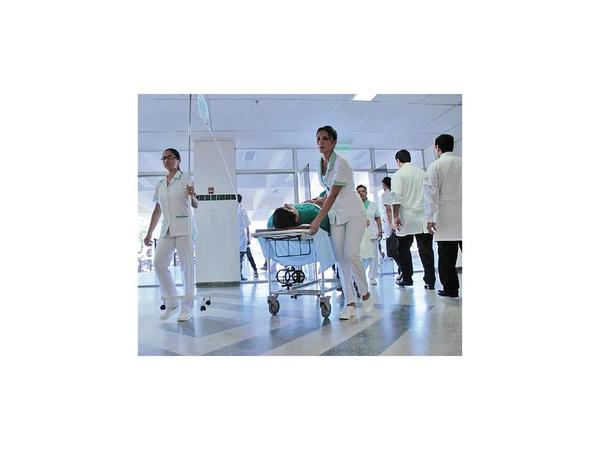 Clínicas garantiza servicios de urgencias