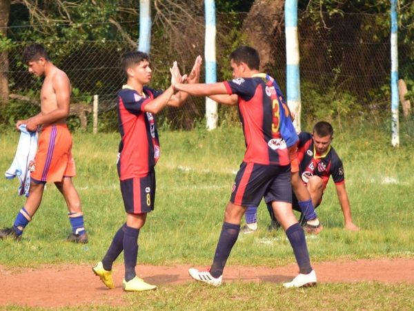 Campeón de Campeones; importante victoria del 30 de Agosto en la primera final - Digital Misiones