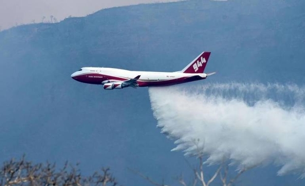 HOY / Chaco, en llamas: descartan idea de alquilar "Supertanker" utilizado en Bolivia