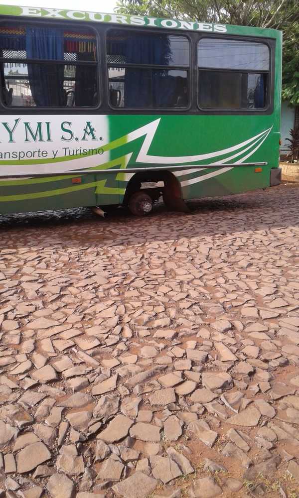 Buses chatarras siguen castigando a usuarios del transporte público