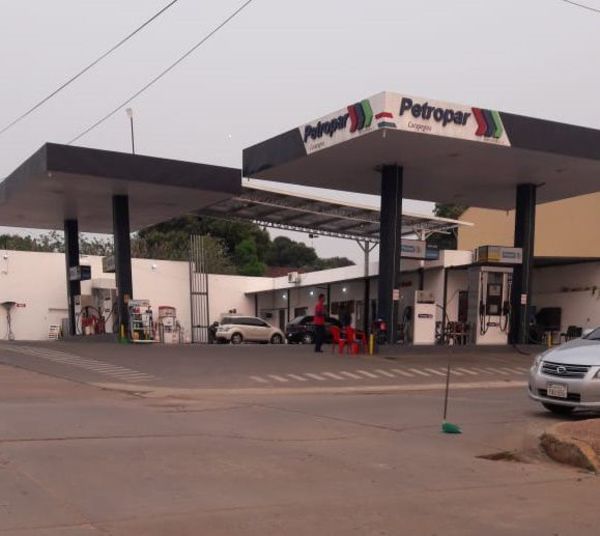 Motochorros roban gasolinera en Carapeguá  - Nacionales - ABC Color