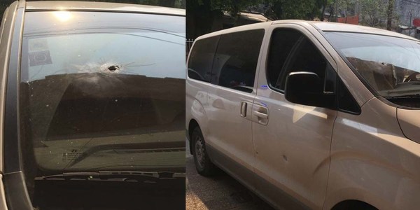 4 MOTOASALTANTES ATACARON A BALAZOS A UN MÓVIL QUE TRANSPORTABA VALORES