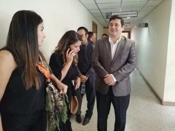 Absuelven al senador Enrique Salyn Buzarquis » Ñanduti