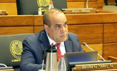 Diputado Ñúñez critica a los adulones de Marito