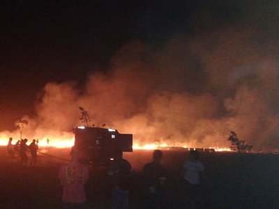 Guairá: Alarmante incendio de pastizal en Independencia