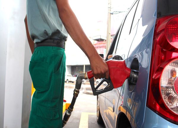 Suba del petróleo podría impactar en los precios locales
