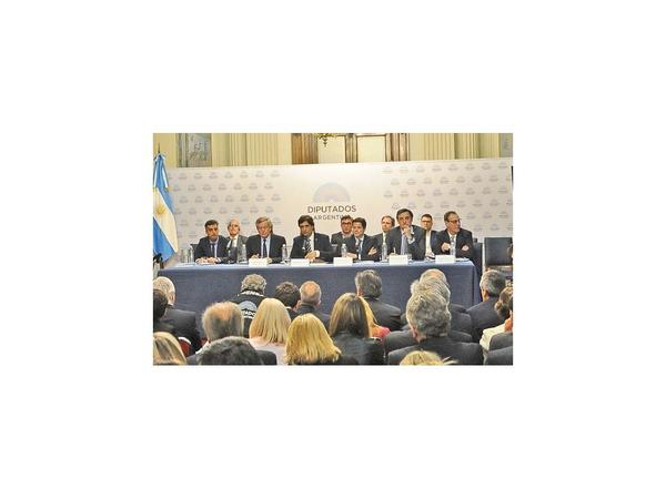 Gobierno argentino proyecta mejoría económica en 2020