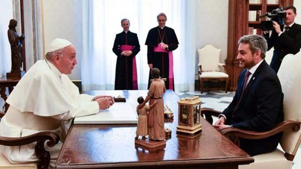 El Chaco frena reencuentro de Abdo Benítez con el Papa