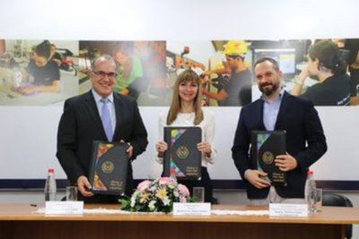 Suscriben convenio interinstucional para capacitar y emplear a jóvenes - .::RADIO NACIONAL::.