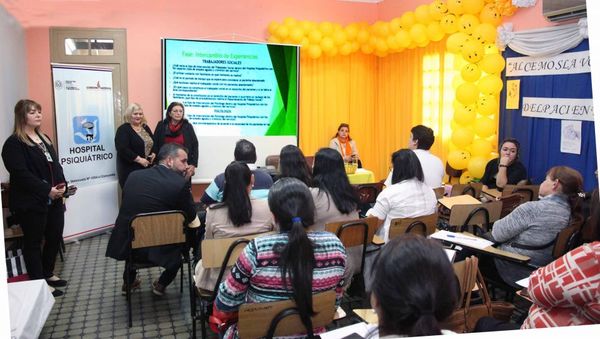 Jornada de capacitación en Hospital Psiquiátrico