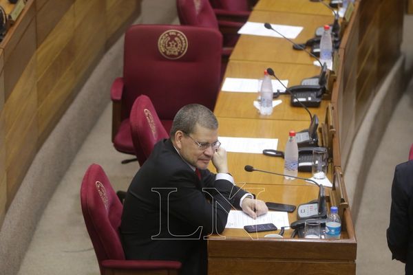 Expolicía en la silla de Villamayor, propuesta de Honor Colorado