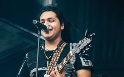 Entre Hojas presenta su single “Complicado”