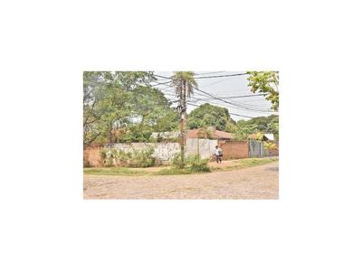 En barrio residencial urgen limitar edificios a dos pisos
