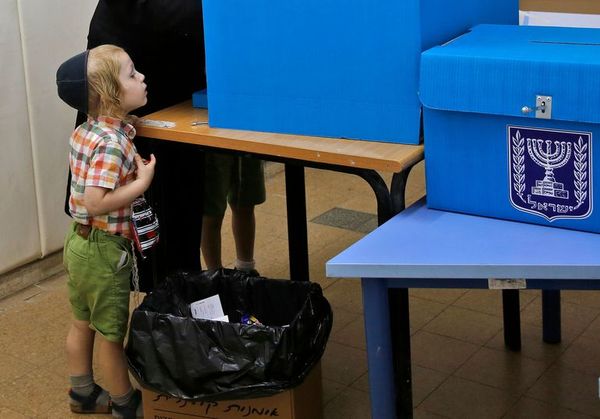 Netanyahu y Gantz sin mayorías en un lento recuento de votos en Israel - Mundo - ABC Color