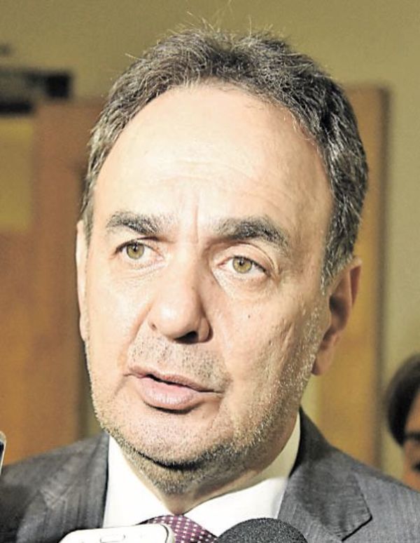 Posturas divididas sobre veto a ley “Ñane energía” - Política - ABC Color