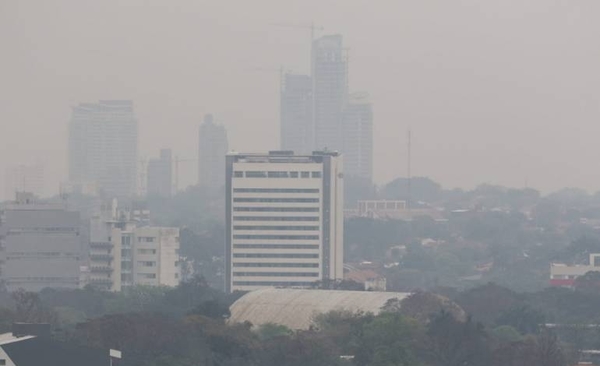 HOY / Humo de incendios forestales es cancerígeno y permanecerá en el ambiente al menos dos meses