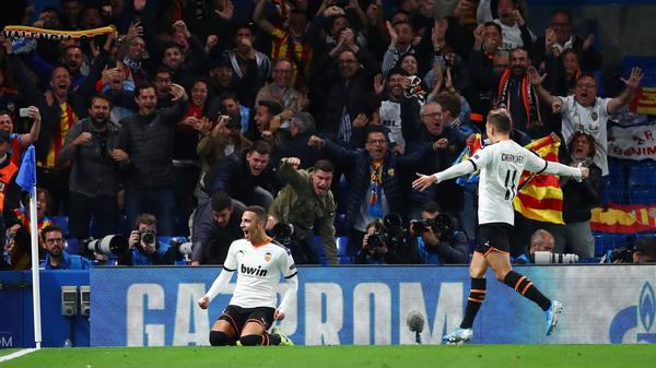 Valencia aprovecha localía y vence al pretencioso Chelsea - .::RADIO NACIONAL::.