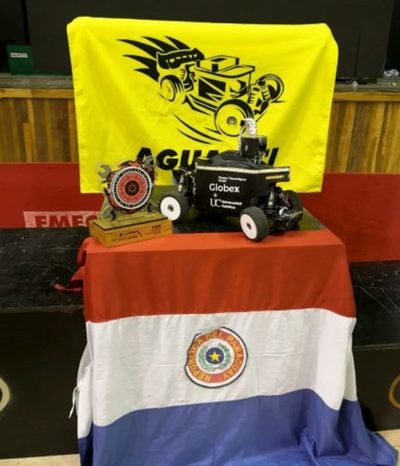 Jóvenes esteños obtienen el primer lugar en competencia internacional de robótica
