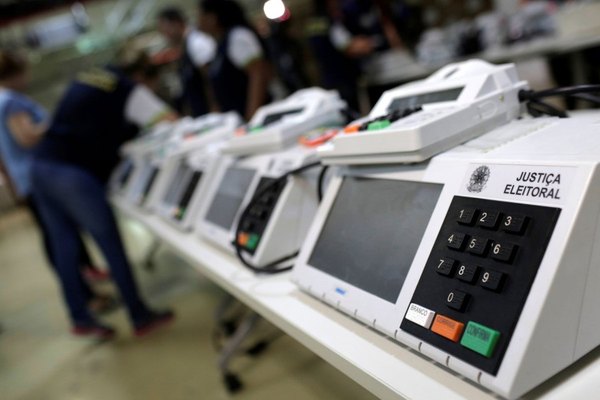 ¿Son confiables los sistemas de urnas electrónicas y cajeros automáticos?