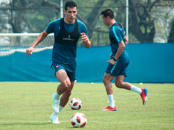 Cerro recupera a dos piezas importantes del equipo