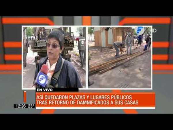 Damnificados dejan plazas como zona de guerra