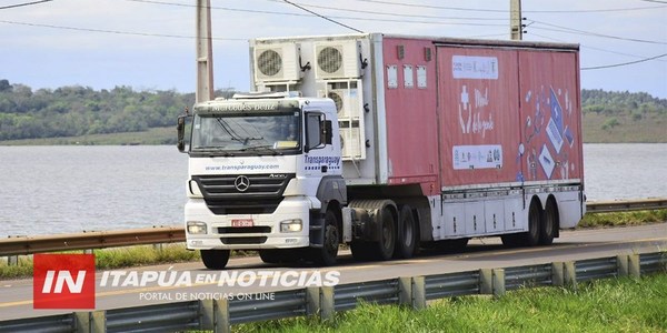 CLÍNICAS MÓVILES PARA ASISTENCIA A POBLADORES DE ÑEEMBUCÚ