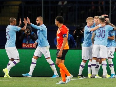 El City golea al ritmo de Gundogan
