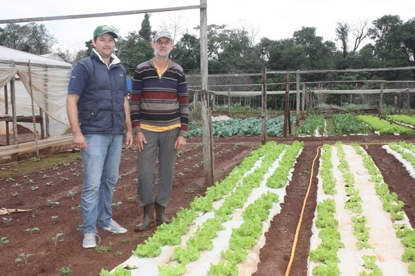 CAH ASISTE A FAMILIA EXITOSA DE CAPITÁN MIRANDA.