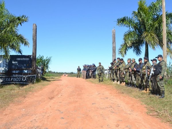 Desconocidos asaltan a abogada y empleados de estancia Pindó