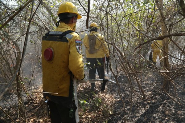 CAF entrega donación adicional para combate a incendios forestales en el Chaco | .::Agencia IP::.