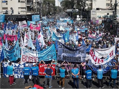 Argentina: Convierten en ley prórroga de emergencia alimentaria