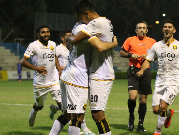 Guaraní sigue firme en su defensa del título