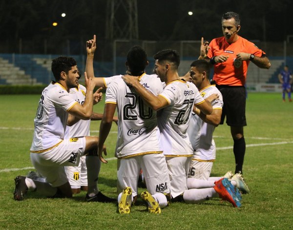 El campeón avanza a paso firme en la Copa Paraguay