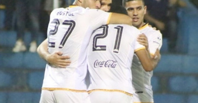 El campeón ni se despeinó