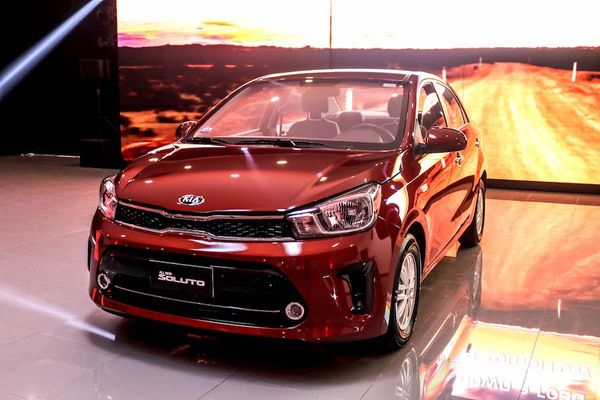 Kia irrumpe en mercado lanzando el compacto sedán Soluto 2020