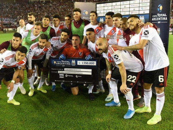 River superó a Godoy Cruz y se clasificó a cuartos de la Copa Argentina
