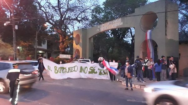 "El Botánico es un patrimonio que no puede ser tocado ni compensado" » Ñanduti