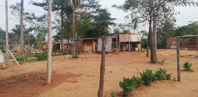 Desalojan a unas 50 familias en Limpio