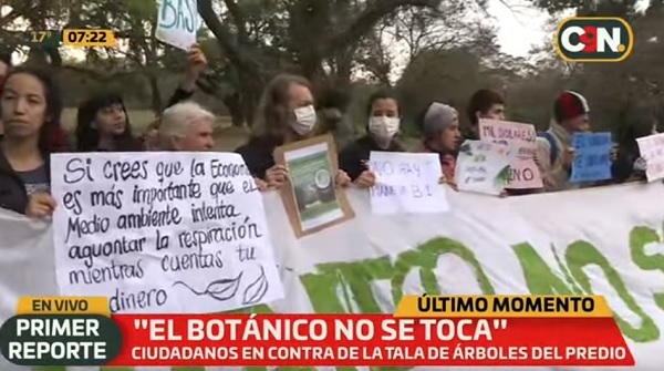 Manifestantes se instalan en el Botánico para evitar tala de árboles