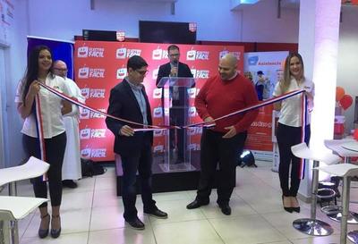 Electrofácil inaugura nuevo y amplio local en Luque •