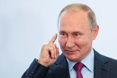 La policía rusa detiene a un chamán que iba a Moscú a “exorcizar” a Putin - Mundo - ABC Color