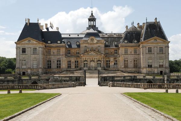 Roban joyas por 2 millones de euros en uno de los mayores castillos franceses - Mundo - ABC Color
