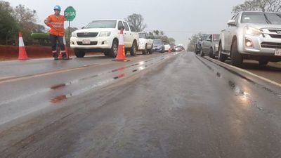 Bloquean la ruta PY02 para limpieza - Nacionales - ABC Color