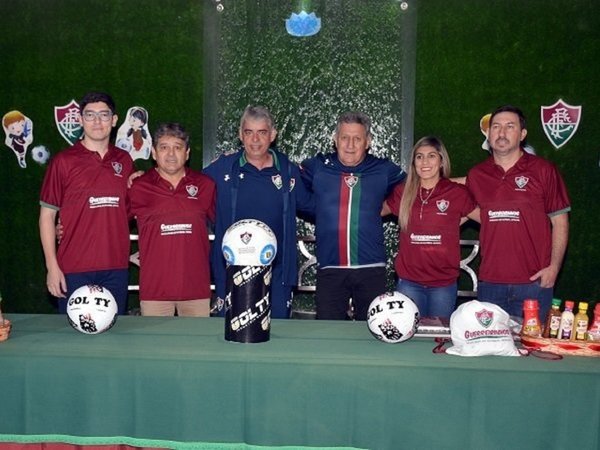 Fluminense inaugura su escuela de fútbol en Paraguay