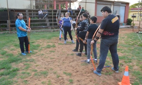 Comenzó a funcionar escuela municipal de tiro con arco