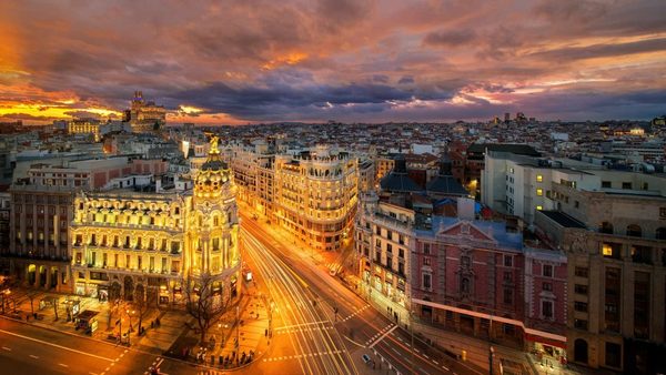 El arte llama a turistas a la capital española