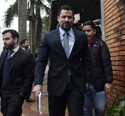 Jueza finalmente fija fecha de audiencia para ver si Ulises Quintana vuelve a la cárcel - Nacionales - ABC Color