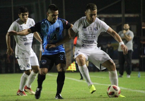 Sin brillar, Sol vence a Atyrá y avanza en la Copa