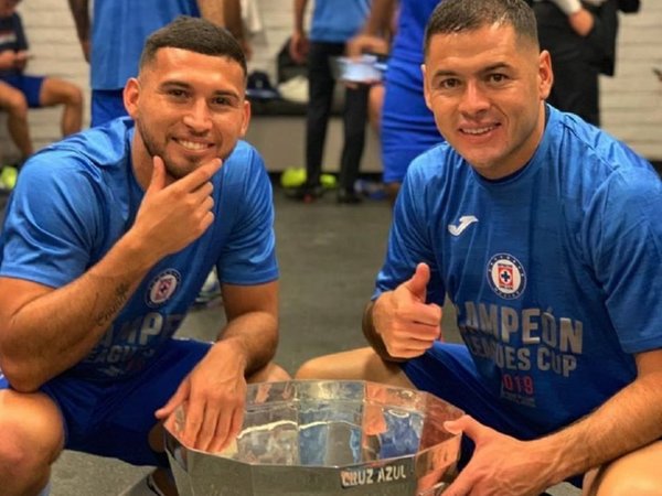 Aguilar y Escobar se coronan en México